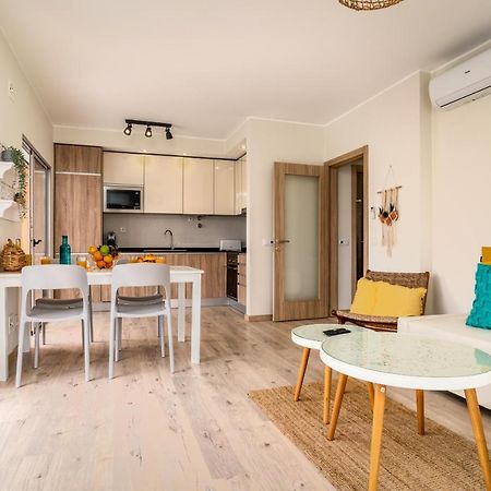 Sunny Brand New 2-Bedroom Apt - 500M From Praia Da Rocha With Ac And Pool! Portimão Exterior foto