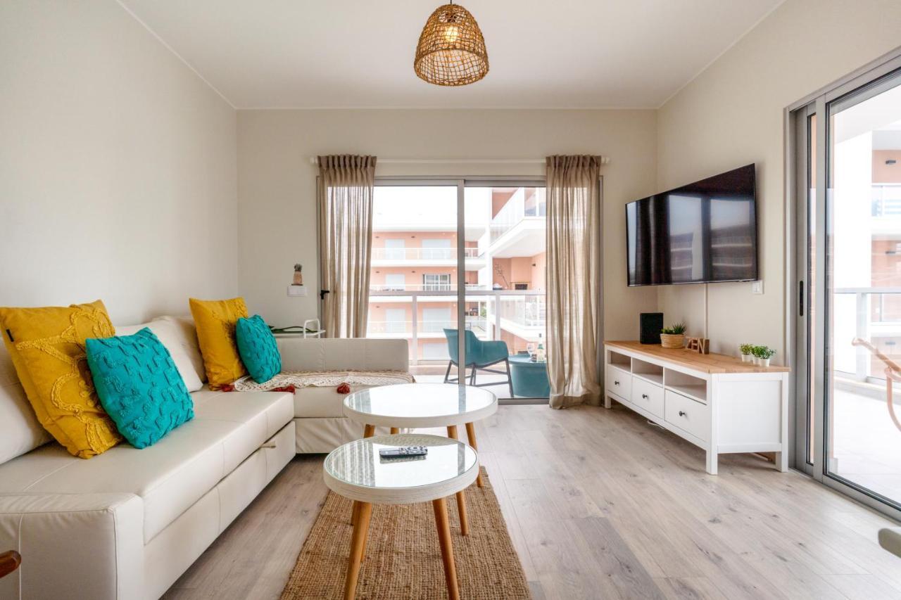 Sunny Brand New 2-Bedroom Apt - 500M From Praia Da Rocha With Ac And Pool! Portimão Exterior foto