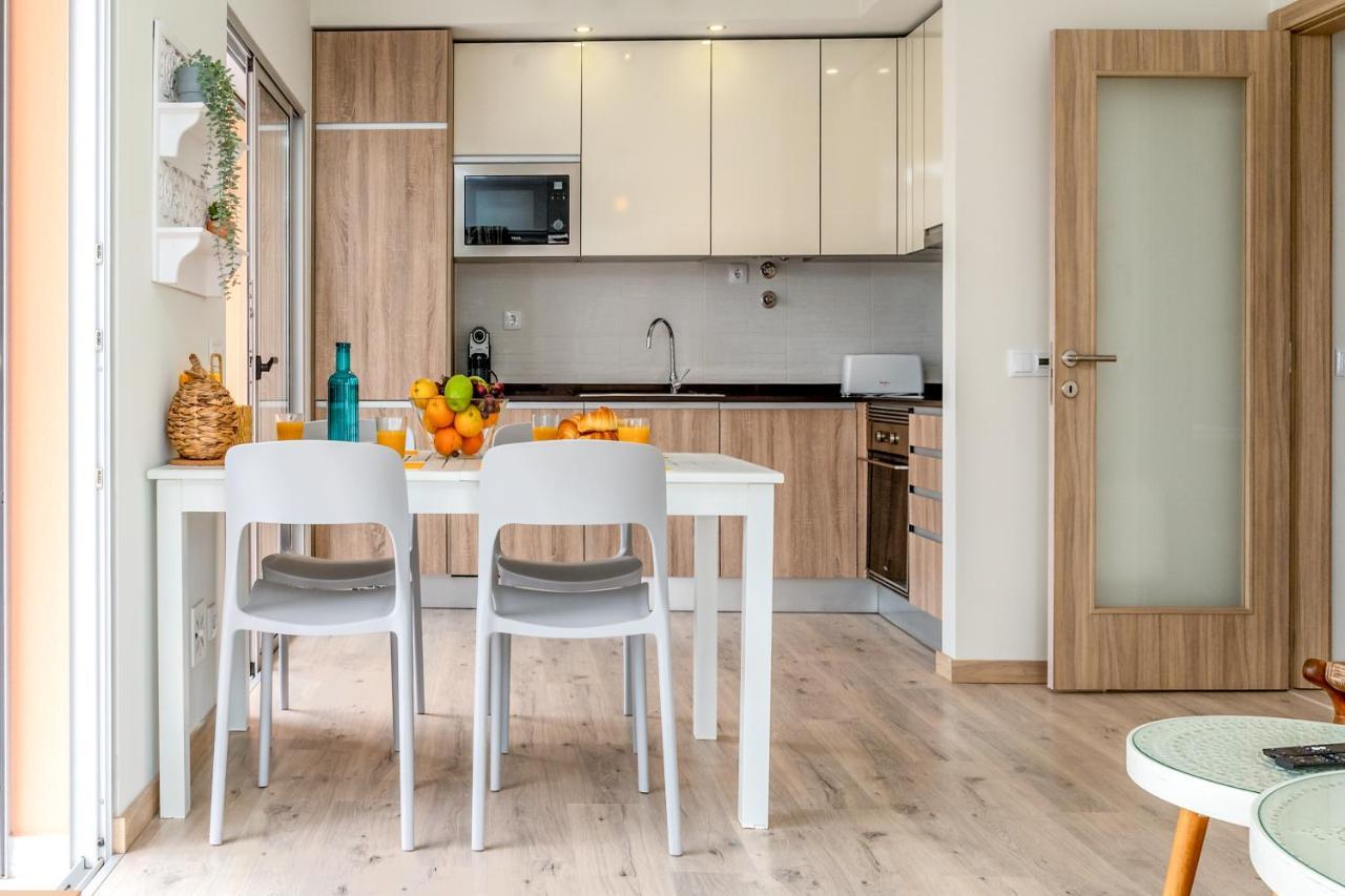 Sunny Brand New 2-Bedroom Apt - 500M From Praia Da Rocha With Ac And Pool! Portimão Exterior foto