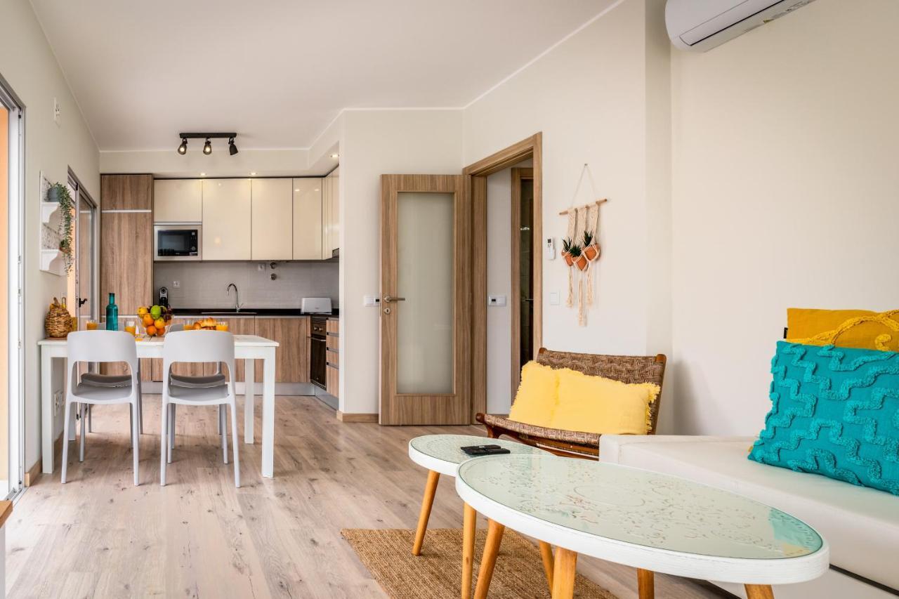 Sunny Brand New 2-Bedroom Apt - 500M From Praia Da Rocha With Ac And Pool! Portimão Exterior foto