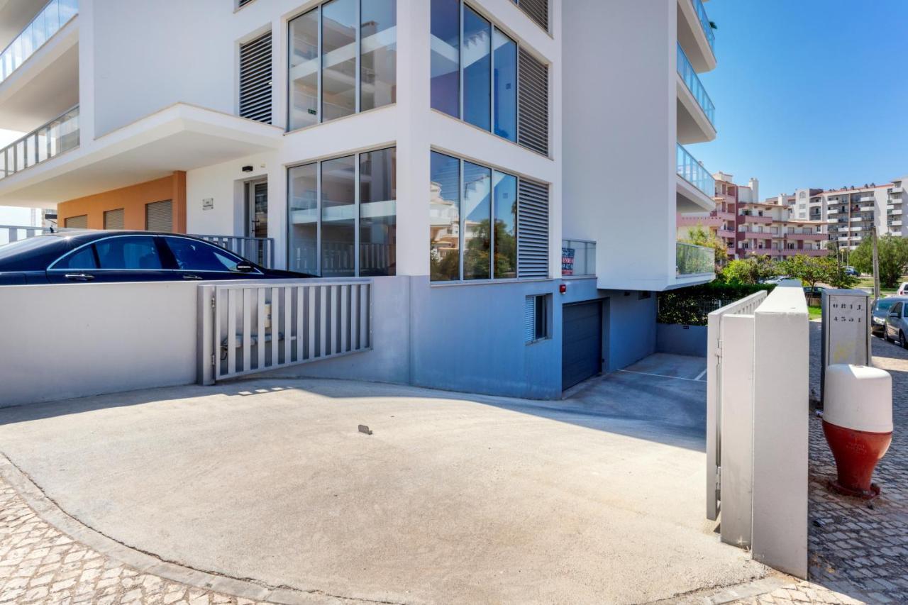Sunny Brand New 2-Bedroom Apt - 500M From Praia Da Rocha With Ac And Pool! Portimão Exterior foto