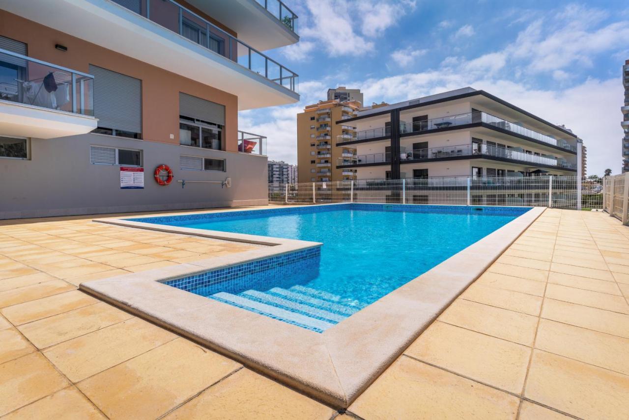Sunny Brand New 2-Bedroom Apt - 500M From Praia Da Rocha With Ac And Pool! Portimão Exterior foto